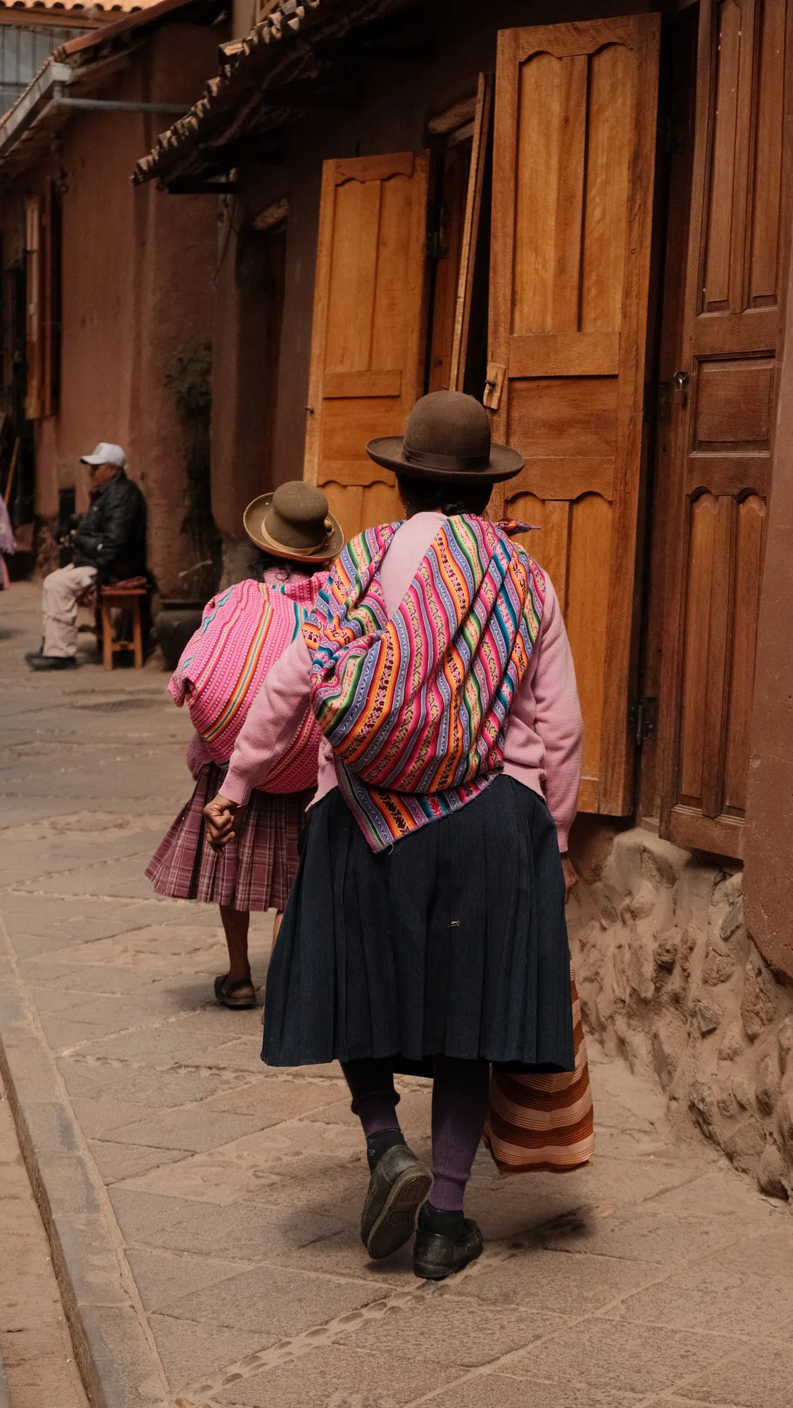 A quiet corner of Pisac's plaza after the wedding party passes through.